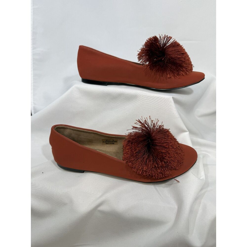 Angel Steps Molly Women's Size 7 Rust Tassel Pom Pom Pointed Toe Loafers Flats